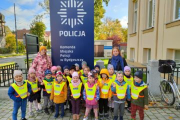 Brzdące z wizytą w Komendzie Miejskiej Policji 🚓