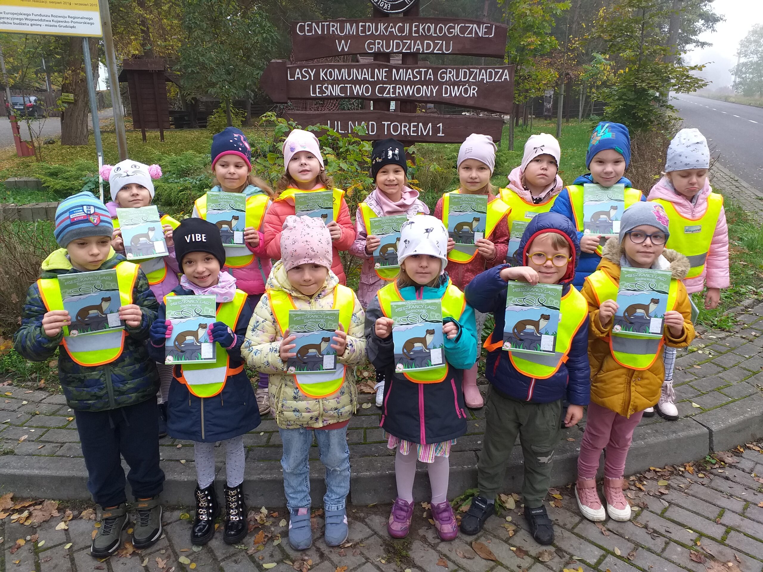 27.10.2022 Las – dom zwierząt. Poznajmy mieszkańców Lasu Rudnickiego. Wizyta Tygrysków  w Centrum Edukacji Ekolgicznej :)