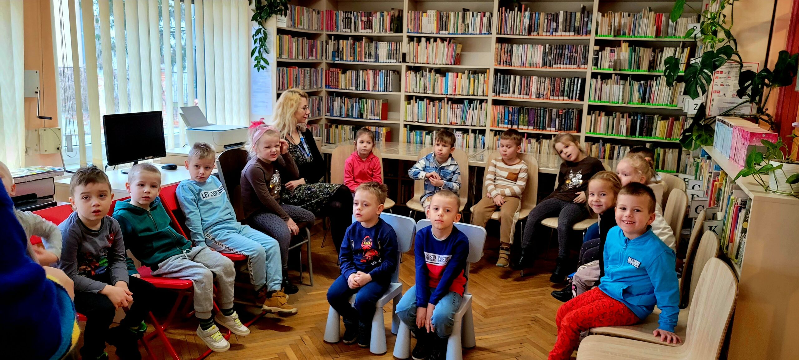 15.03.2023 Wyjście Sówek do biblioteki