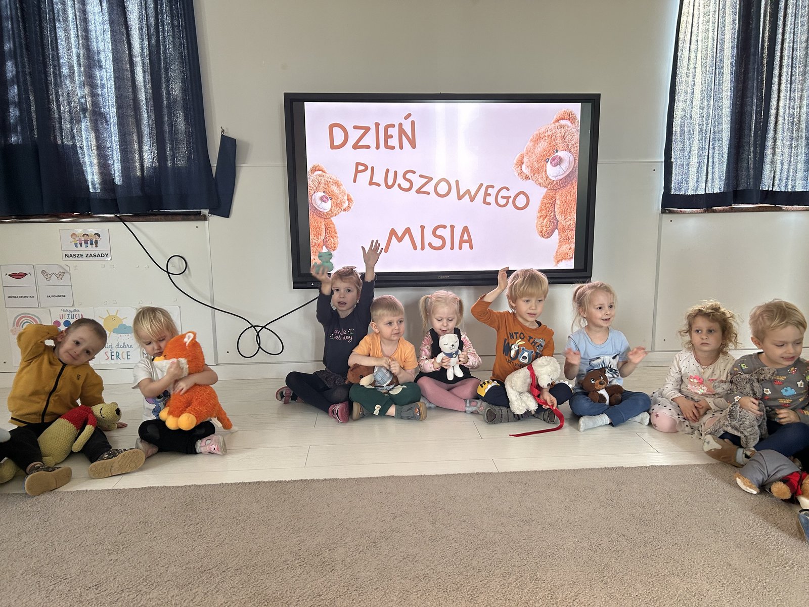Dzień Pluszowego Misia – Kruszynki Dzień Pluszowego Misia – Kruszynki